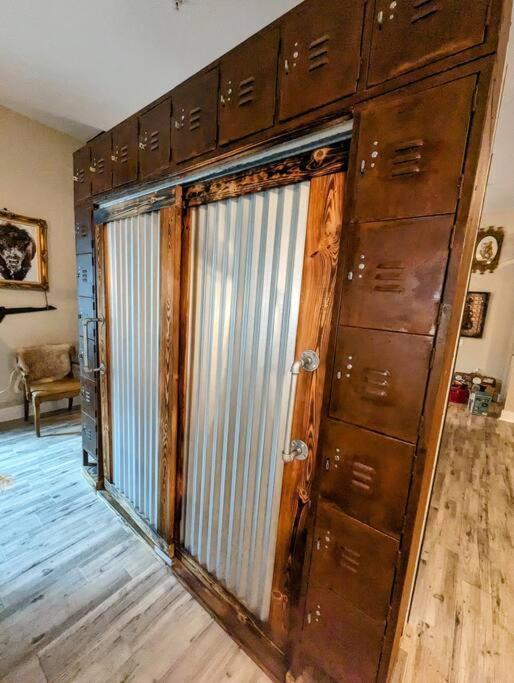 Cozy Af Steel-Rose Studio Tampa Extérieur photo